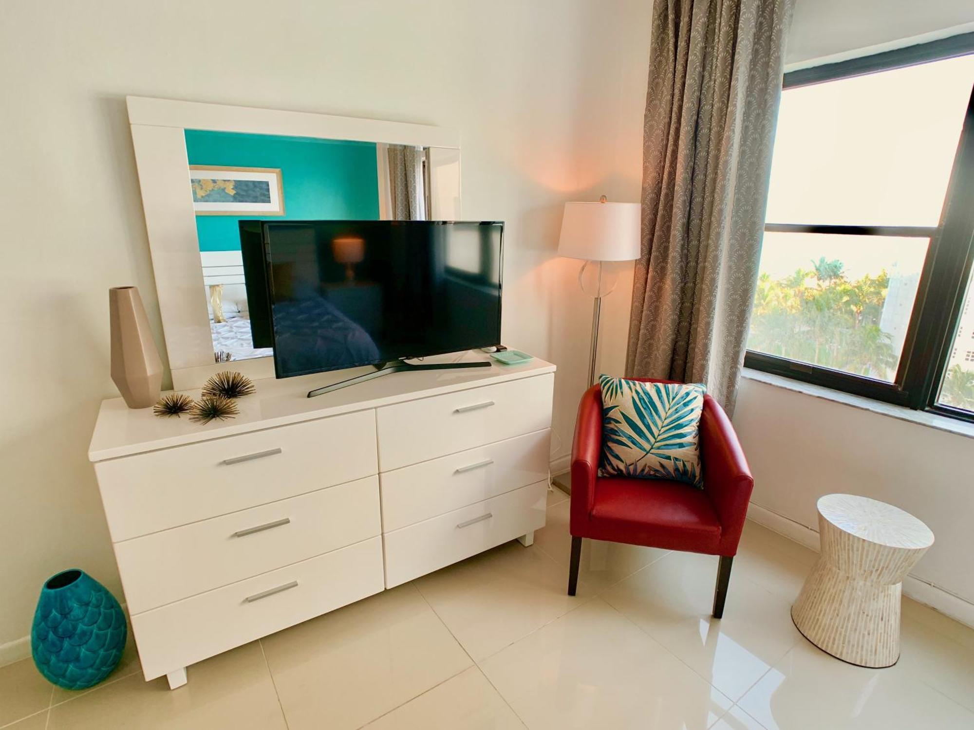 Directly On The Beach With Pool & Ocean View ميامي بيتش المظهر الخارجي الصورة