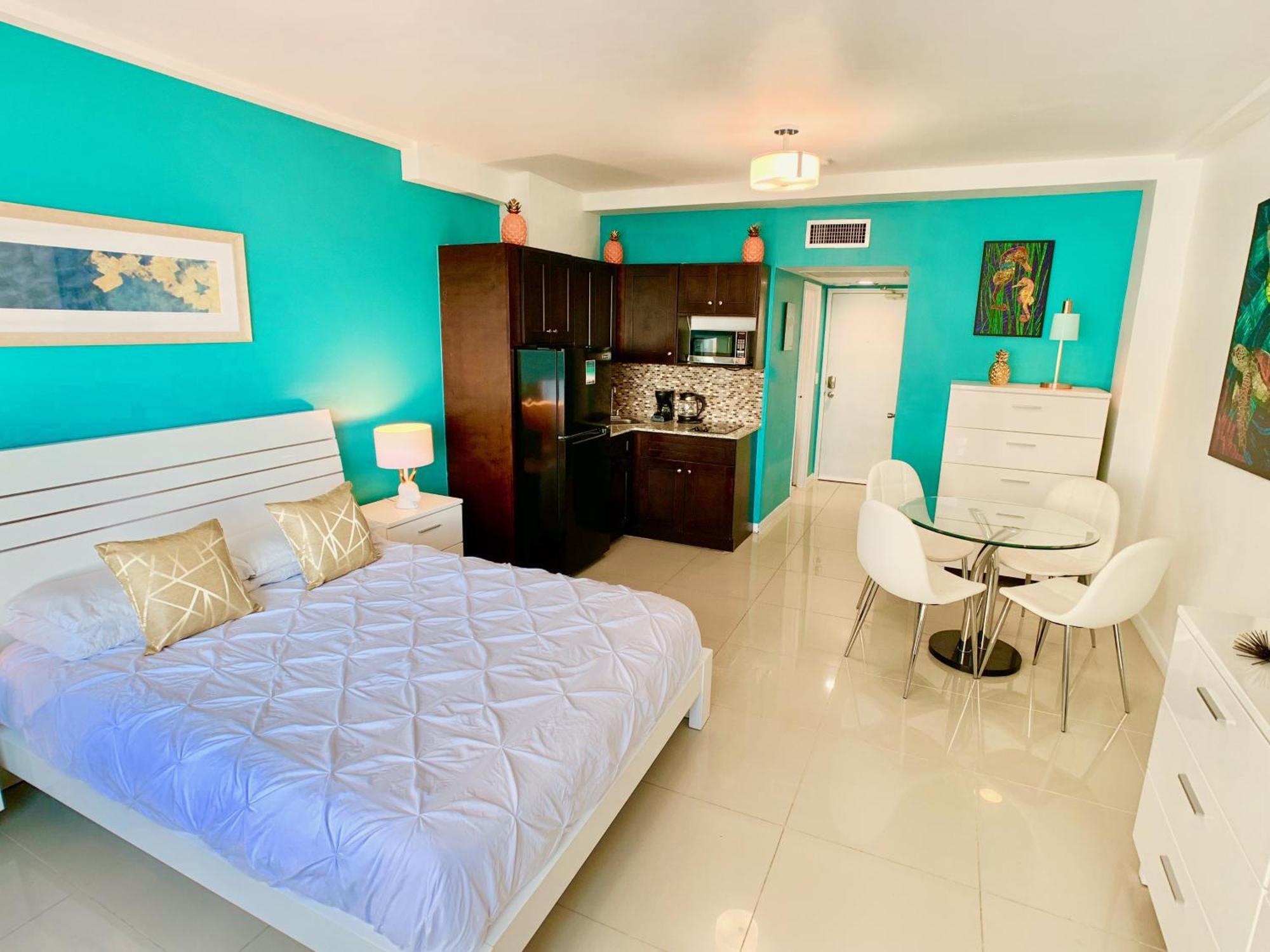 Directly On The Beach With Pool & Ocean View ميامي بيتش المظهر الخارجي الصورة